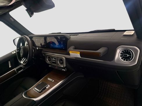 Used 2025 Mercedes-Benz G 63 AMG G 63 AMG image 31