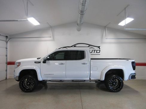Used 2020 GMC Sierra 1500 SLT w/ SLT Premium Plus Package AWD/4WD image 2