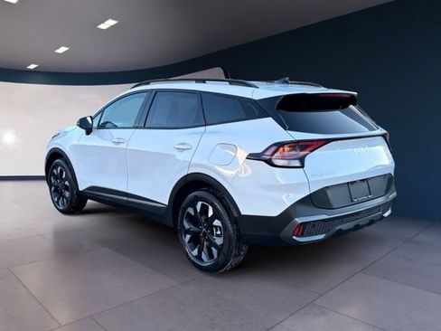 Certified 2023 Kia Sportage X-Line image 3