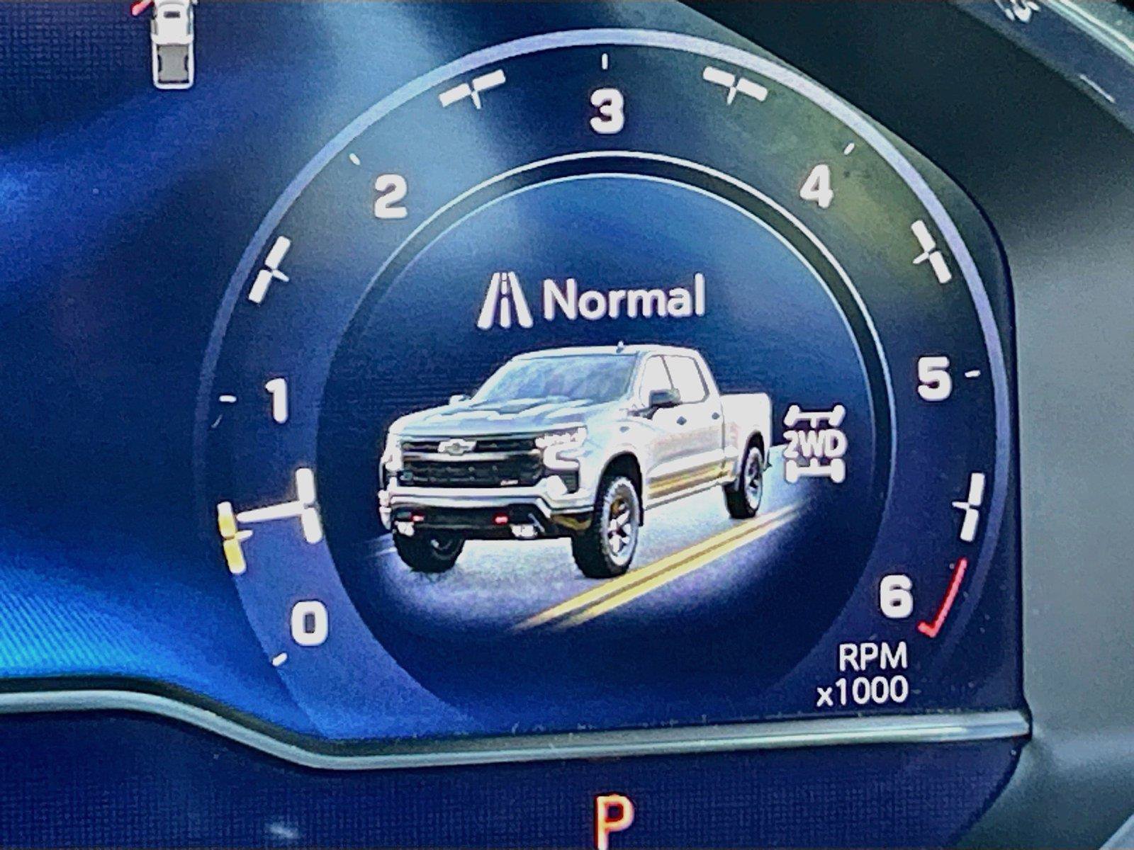 Used 2024 Chevrolet Silverado 1500 LT Trail Boss w/ Convenience Package II AWD/4WD image 40