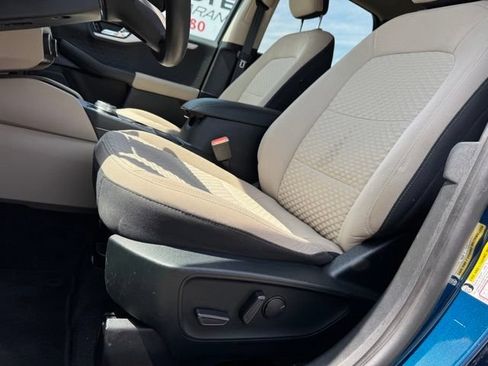 Used 2020 Ford Escape SE FWD image 9