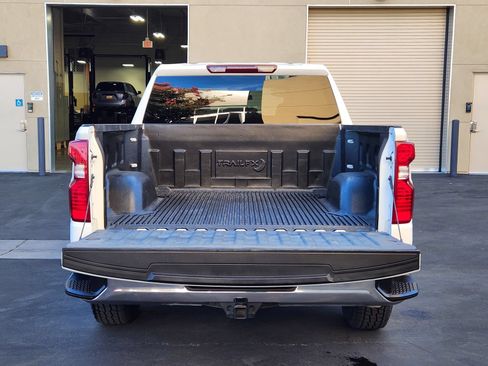 Used 2023 Chevrolet Silverado 1500 LT w/ Work Truck Package AWD/4WD image 11