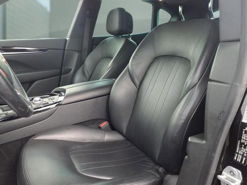Used 2019 Maserati Levante AWD/4WD image 13