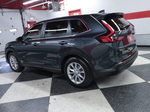Used 2024 Honda CR-V EX-L image 6