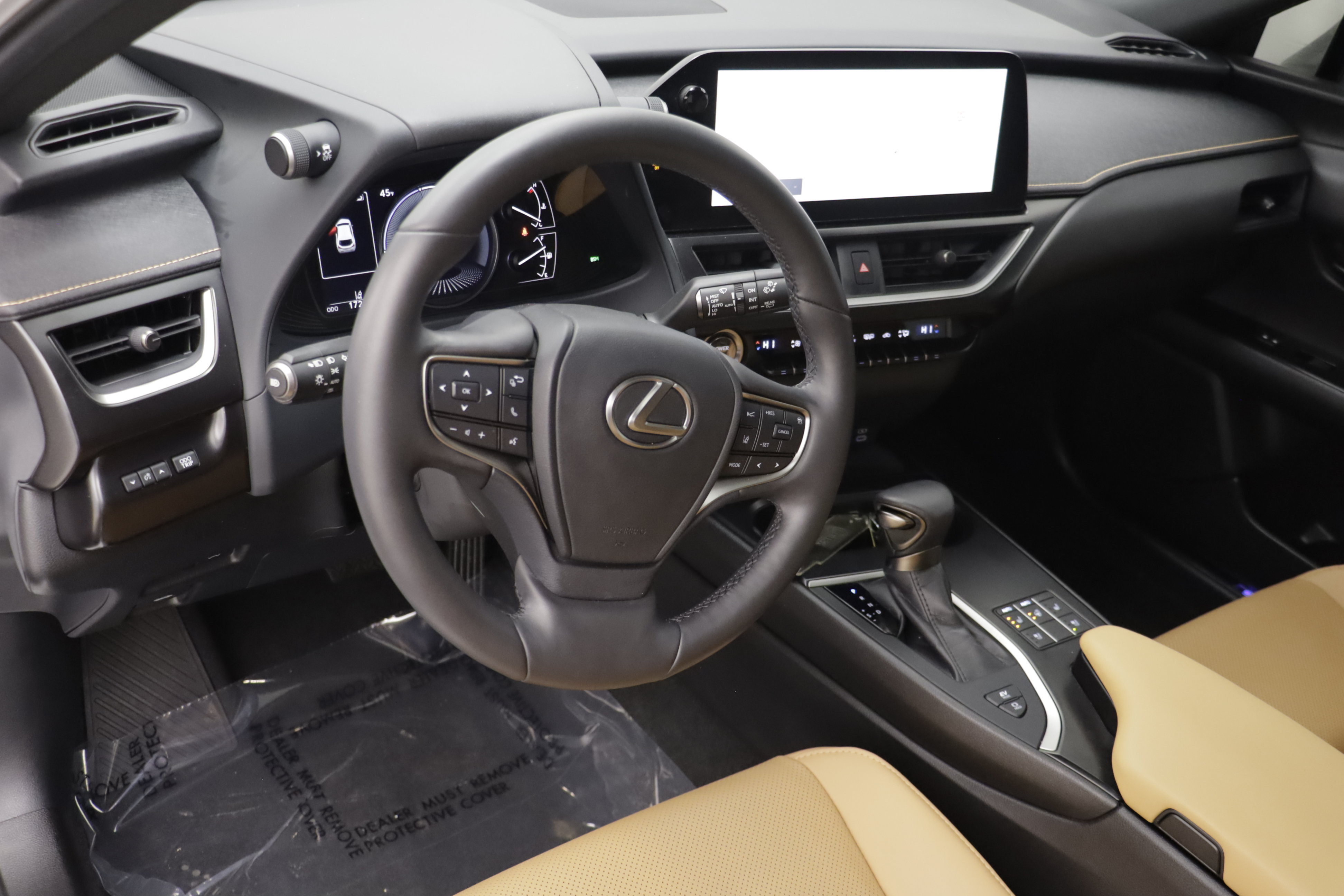 Used 2023 Lexus UX 250h AWD w/ Accessory Package (Z2) image 6