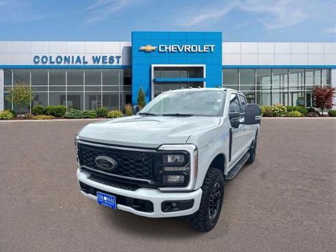 Used 2026 Ford F250 Lariat w/ Tremor Off-Road Package AWD/4WD image 2