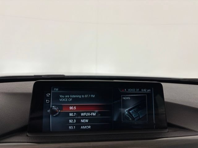Used 2017 BMW 330i xDrive Sedan AWD/4WD image 15