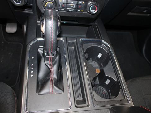 Used 2018 Ford F150 XLT w/ Equipment Group 302A Luxury AWD/4WD image 28