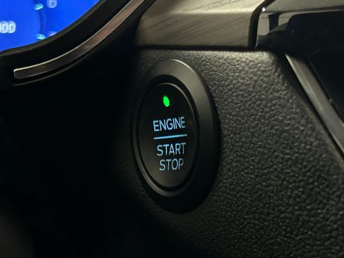 Used 2020 Ford Escape Titanium AWD/4WD image 12