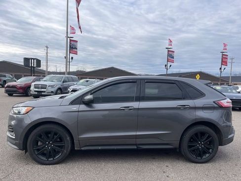 Used 2022 Ford Edge ST-Line image 6