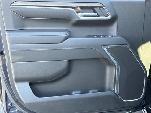 Used 2023 Chevrolet Silverado 1500 LT image 16