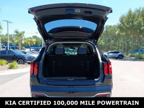 Certified 2023 Kia Sorento SX FWD image 31