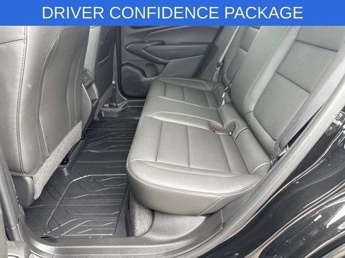 Used 2025 Chevrolet Trax ACTIV w/ Driver Confidence Package FWD image 56