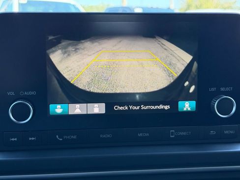 Used 2023 Honda Pilot Sport image 22