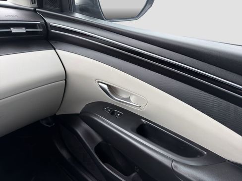 Used 2023 Hyundai Tucson SEL FWD image 25