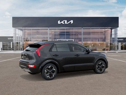 New 2026 Kia Niro Wind FWD image 6