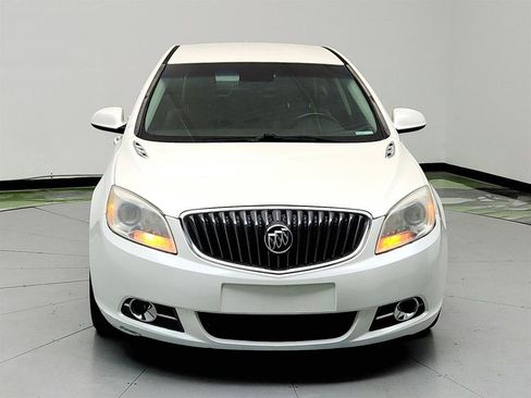 Used 2012 Buick Verano Leather image 2