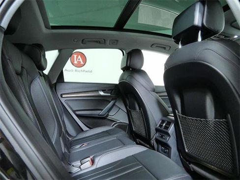 Used 2024 Audi Q5 2.0T Premium Plus w/ Premium Plus Package image 13