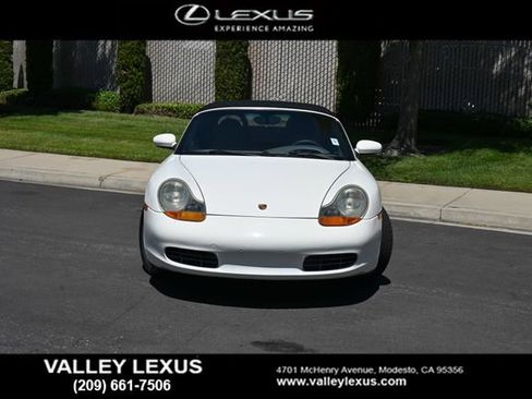 Used 2000 Porsche Boxster RWD image 2