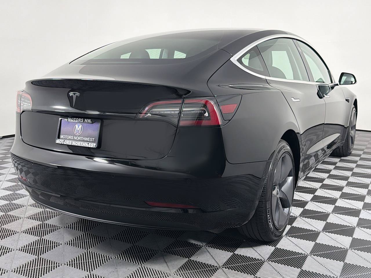Used 2019 Tesla Model 3 Standard Range Plus RWD image 22