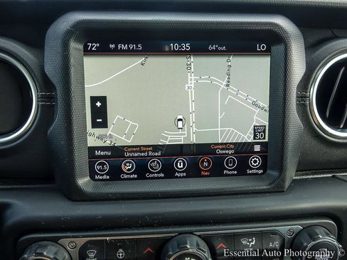 Used 2021 Jeep Gladiator Overland w/ Popular Equipment Package AWD/4WD image 26