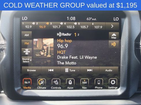 Used 2022 Jeep Wrangler Unlimited Sahara w/ Cold Weather Group AWD/4WD image 5