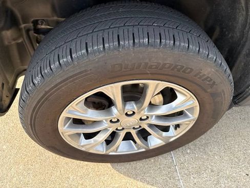 Used 2020 Jeep Cherokee Latitude Plus FWD image 9