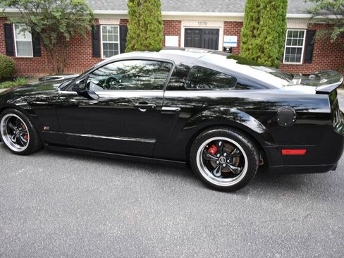 Used 2007 Ford Mustang GT Premium RWD image 40