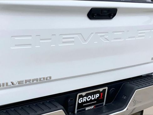 Used 2025 Chevrolet Silverado 2500 LT AWD/4WD image 48