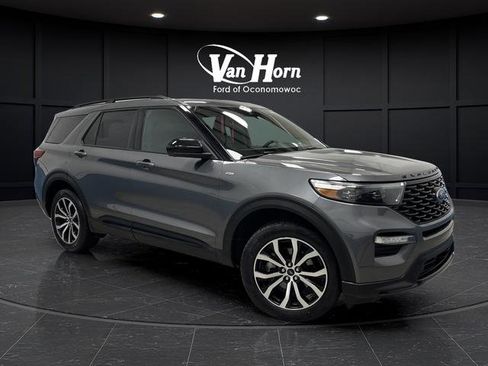 Used 2023 Ford Explorer ST-Line image 1