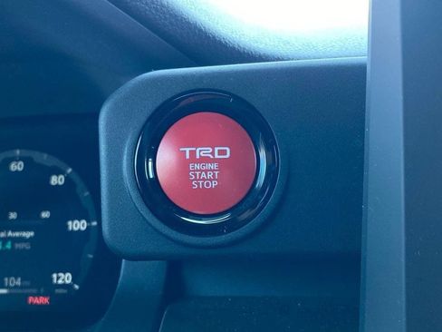 Used 2024 Toyota Tacoma TRD Sport image 18