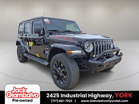 Used 2021 Jeep Wrangler Unlimited Sahara w/ Cold Weather Group AWD/4WD image 1
