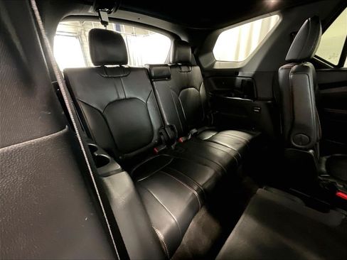 Used 2024 Honda Pilot TrailSport image 17