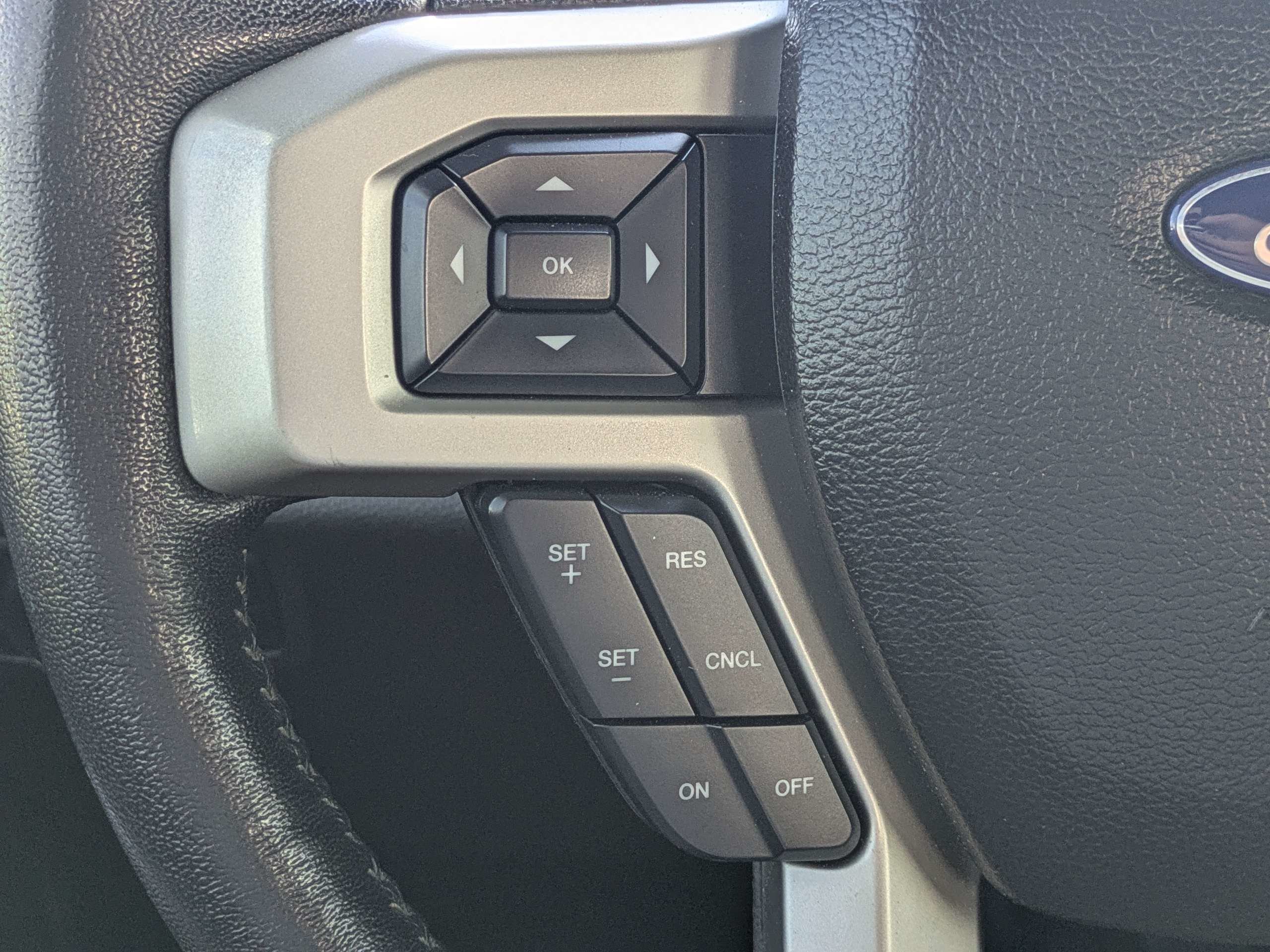 Used 2017 Ford F250 4x4 Crew Cab Super Duty image 24