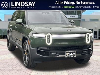 Used 2025 Rivian R1S Premium