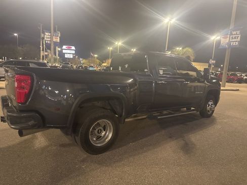 Used 2020 Chevrolet Silverado 3500 High Country w/ Technology Package image 6