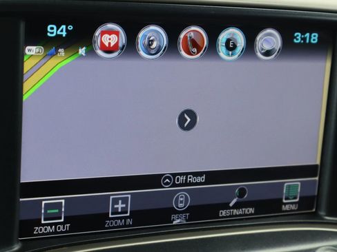 Used 2019 GMC Sierra 2500 Denali w/ Duramax Plus Package AWD/4WD image 16