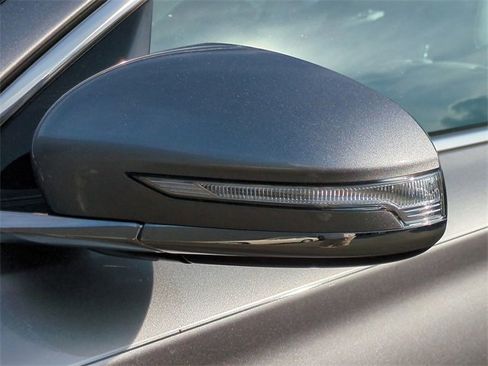 Certified 2025 Genesis G70 2.5T image 11