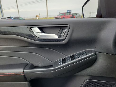 Certified 2023 Ford Escape ST-Line image 18