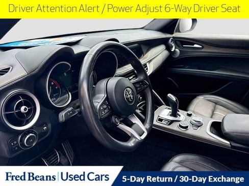 Used 2023 Alfa Romeo Stelvio Ti AWD/4WD image 14