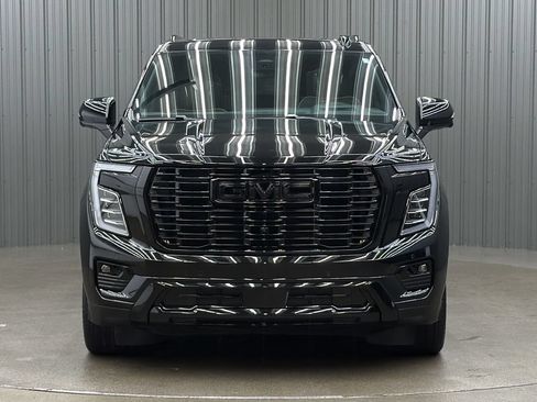 Used 2026 GMC Yukon Denali Ultimate AWD/4WD image 8