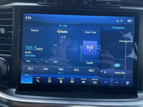 Used 2021 Ford F150 Lariat w/ Equipment Group 502A High AWD/4WD image 16