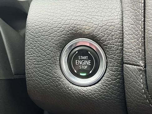 Used 2021 GMC Yukon Denali w/ Denali Premium Package image 37