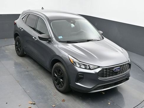Used 2024 Ford Escape Active image 37