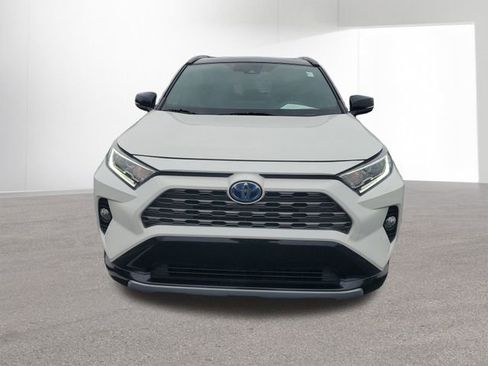Used 2020 Toyota RAV4 XSE image 16