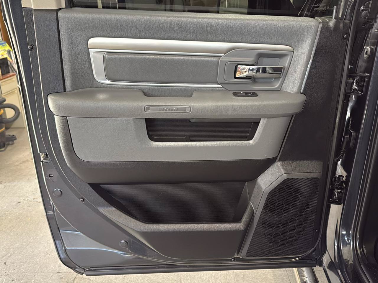 Used 2016 RAM 1500 Big Horn AWD/4WD image 39