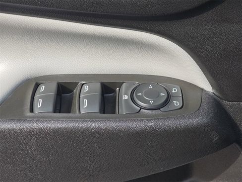 Used 2022 Chevrolet Equinox LS w/ LS Convenience Package image 25