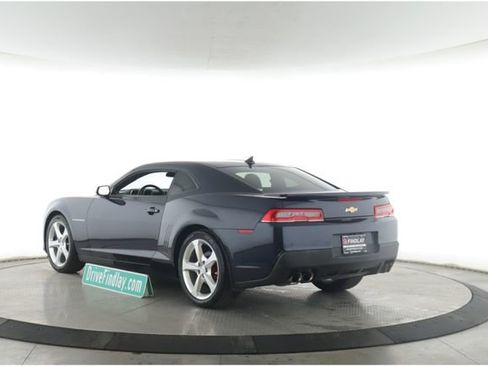 Used 2015 Chevrolet Camaro LT w/ RS Package RWD image 9