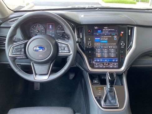 Used 2024 Subaru Outback Premium AWD/4WD image 19