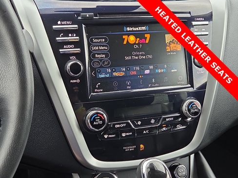 Used 2023 Nissan Murano SV w/ SV Midnight Edition Package FWD image 16
